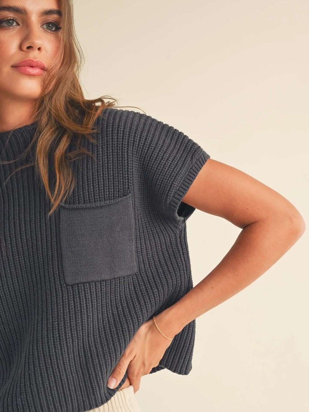 Miou‎ Muse Ribbed Knit Pocket Sweater Vest